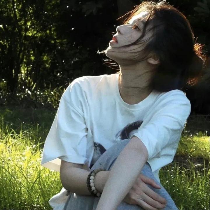 默默的我，不默默的我们